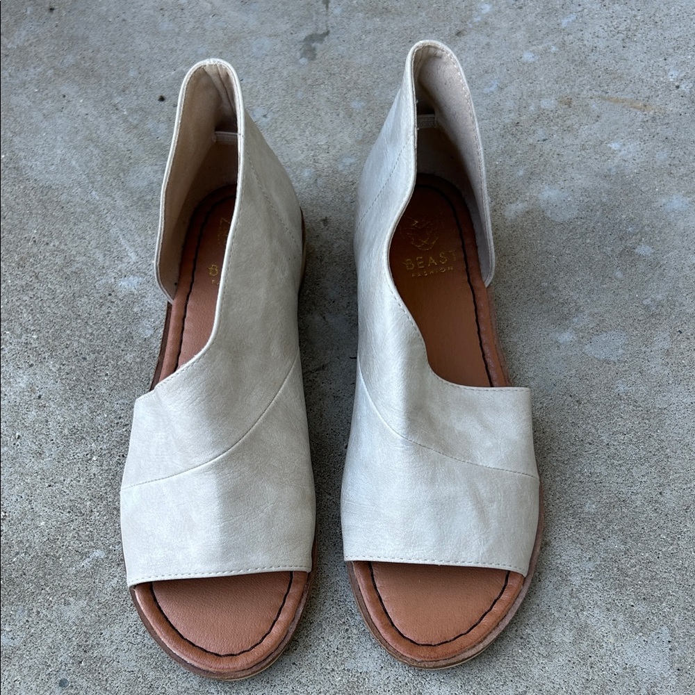 BEAST FASHION Cream Women's Sandals